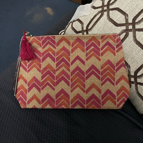 Neiman Marcus Makeup Travel Bag Burlap Tan & Pink World Fair Trade Org - NEW - Picture 1 of 5